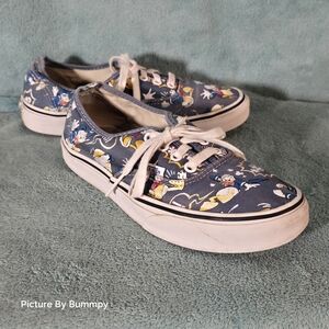 Vans x Disney Authentic "Donald Duck" Navy edition. Rare and discontinued